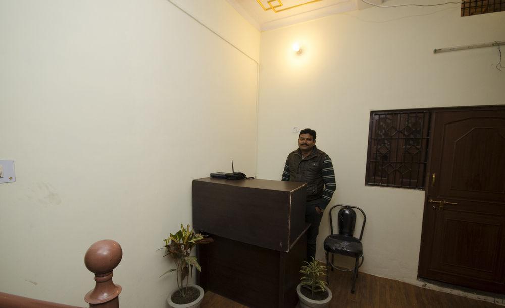 Ganges Inn Varanasi Exterior foto