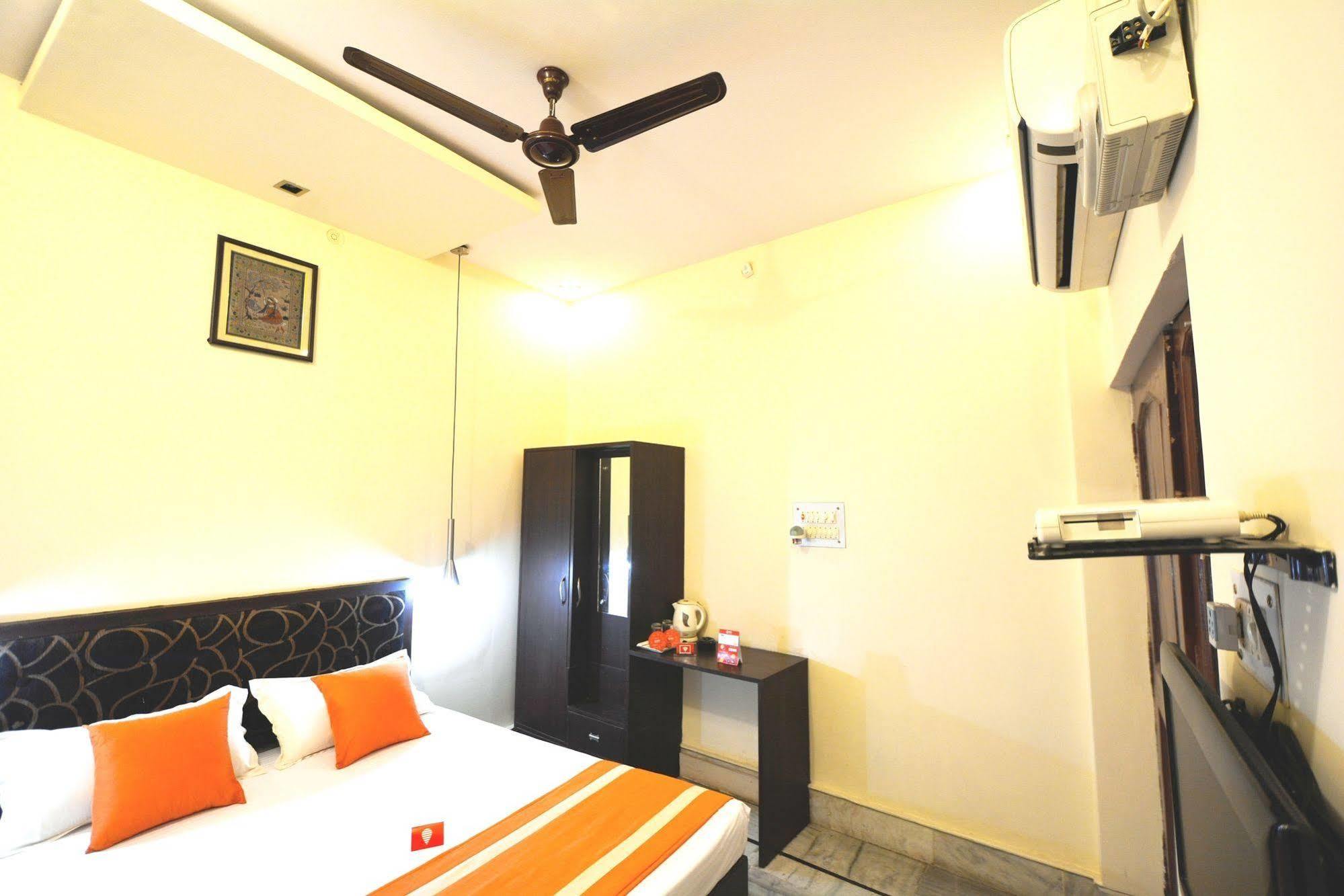 Ganges Inn Varanasi Exterior foto